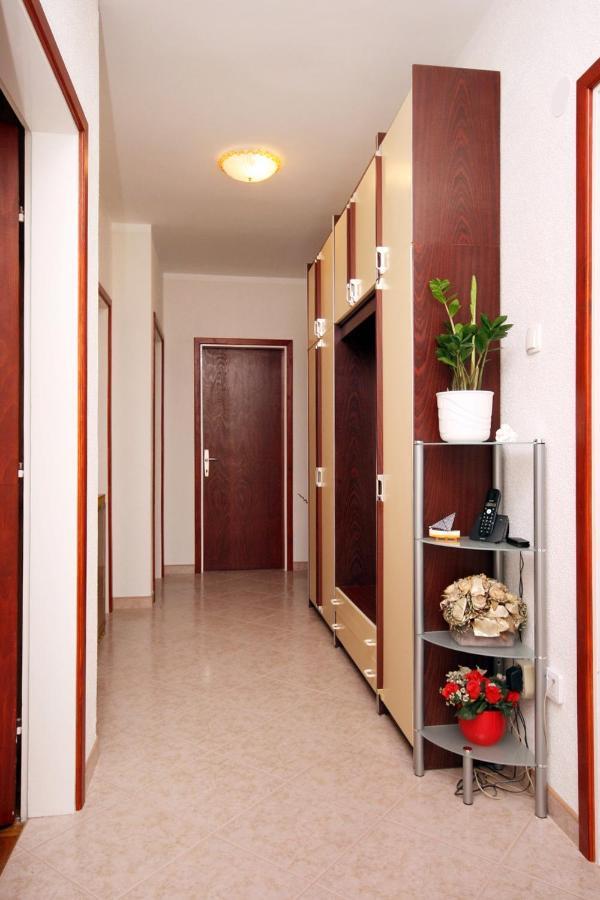 Apartments With Wifi Novi Vinodolski - 5483 Buitenkant foto